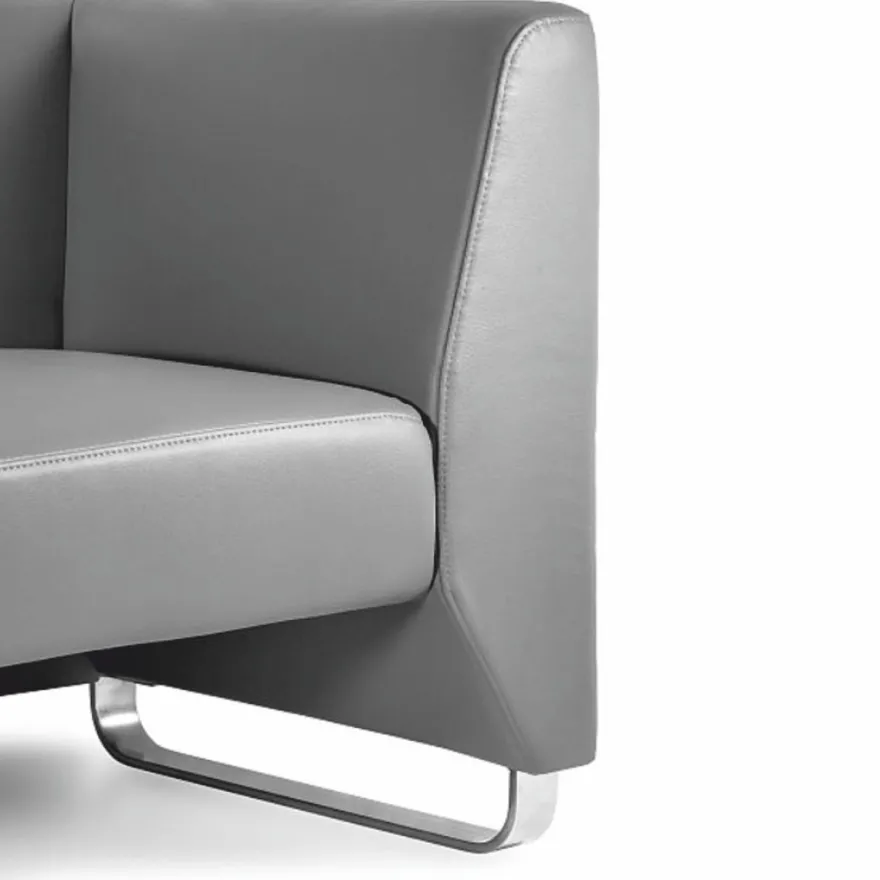 Casa Padrino Luxus Kunstleder Sessel Grau / Silber 91,5 cm - Luxus Interior