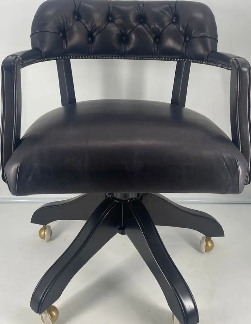 Casa Padrino Luxus Leder Bürostuhl Schwarz / Schwarz 58 x 65 x H. 80-87 cm - Höhenverstellbarer Schreibtischstuhl - Echtleder Drehstuhl - Luxus Möbel - Büro Möbel - Echtleder Möbel - Möbel Luxus