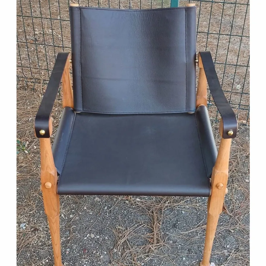 Casa Padrino Luxus Leder Regisseur Stuhl mit Armlehnen Schwarz / Naturfarben - Echtleder Möbel