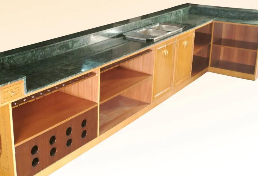 Casa Padrino Luxus Massivholz Bar mit Marmorplatte und Doppelwaschbecken Hellbraun / Braun / Grün 515,6 x H. 223,5 cm - Bar Möbel im Retro Stil