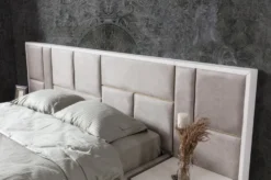 Casa Padrino Luxus Massivholz Schlafzimmer Set Grau / Weiß / Gold - 1 Doppelbett mit Kopfteil & 2 Nachttische - Luxus Schlafzimmer Möbel