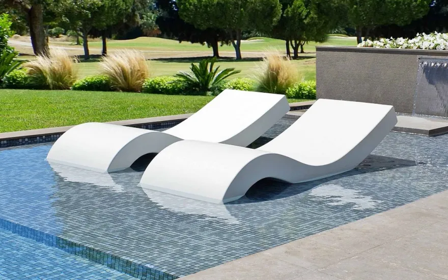 Casa Padrino Luxus Poolliege Matt Weiß 180 x 70 x H. 62,5 cm - Wetterfeste Gartenliege - Pool & Hotel Möbel