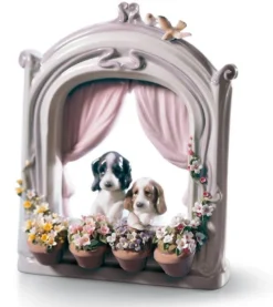 Casa Padrino Luxus Porzellan Skulptur Wartende Haustiere Mehrfarbig 18 x H. 21 cm - Luxus Wohnzimmer Dekoration