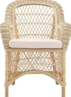 Casa Padrino Luxus Rattan Esszimmerstuhl mit Armlehnen und Kissen Naturfarben / Cremefarben 63 x 68 x H. 88 cm - Esszimmermöbel
