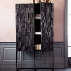 Casa Padrino Luxus Regalschrank mit 2 Türen Matt Schwarz / Schwarz 80 x 45 x H. 180 cm - Massivholz Schrank mit Metall Beinen - Luxus Möbel