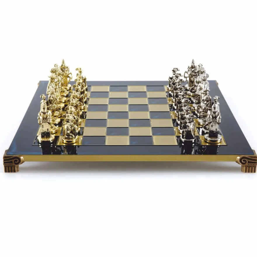 Casa Padrino Luxus Ritter Schach Set Bronze / Gold / Silber 44 x 44 cm - Mittelalterliches Schachspiel