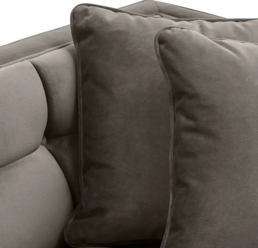 Casa Padrino Luxus Samt Sofa mit 4 Kissen Grau / Messingfarben 231 x 95 x H. 68 cm - Wohnzimmer Sofa - Luxus Qualität