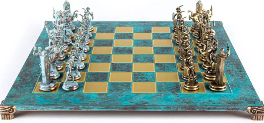 Casa Padrino Luxus Schach Set Türkis / Messing 54 x 54 cm - Griechisches Schachspiel - Messing Schachbrett mit Schachfiguren - Luxus Deko Accessoires - Luxus Schachspiele