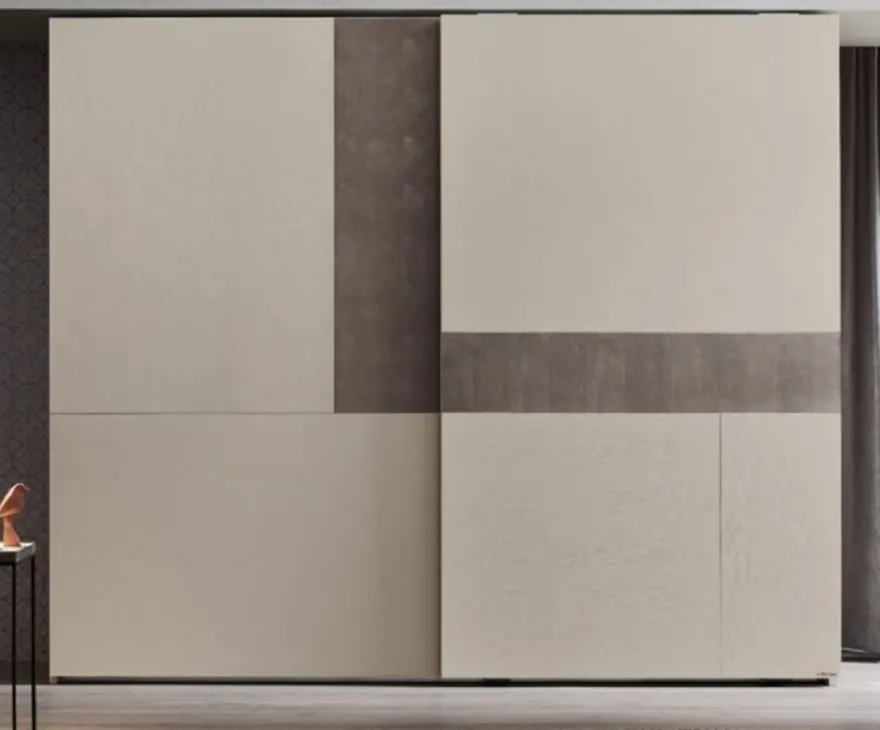Casa Padrino Luxus Schlafzimmerschrank Cremefarben / Grau 295 x 68 x H. 250 cm - Massivholz Kleiderschrank mit 2 Schiebetüren - Luxus Schlafzimmer Möbel