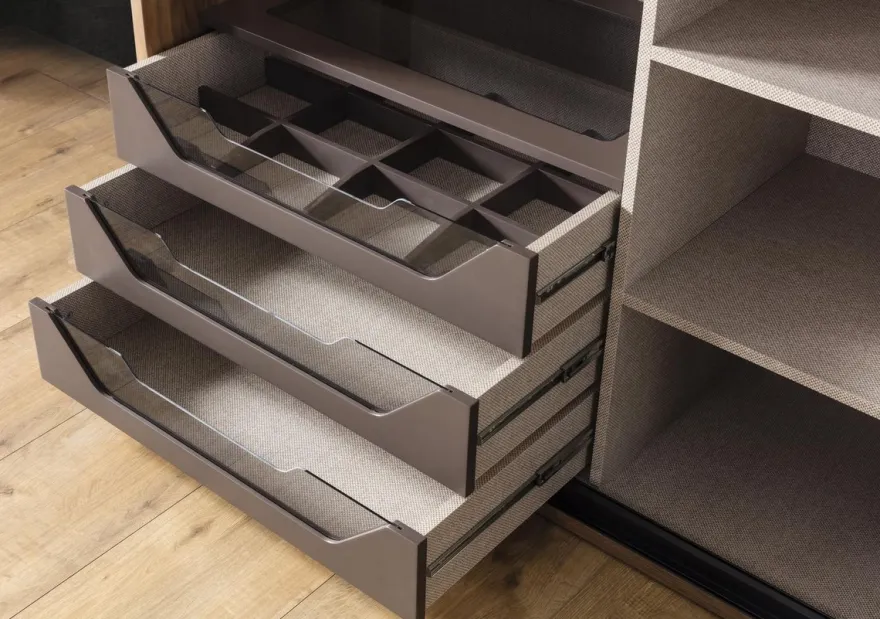 Casa Padrino Luxus Schlafzimmerschrank Braun / Kupferfarben 260 x 70 x H. 220 cm - Massivholz Kleiderschrank mit 2 Schiebetüren - Luxus Schlafzimmer Möbel