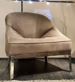 Casa Padrino Luxus Sessel Braun / Silber 85 x 88 x H. 90 cm - Wohnzimmer Sessel - Wohnzimmer Möbel - Luxus Kollektion