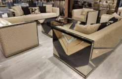 Casa Padrino Luxus Sessel Gold / Schwarz - Wohnzimmer Sessel - Hotel Sessel - Wohnzimmer Möbel - Hotel Möbel - Luxus Möbel - Wohnzimmer Einrichtung - Luxus Einrichtung