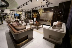 Casa Padrino Luxus Sessel Grau / Braun / Gold - Edler Wohnzimmer & Hotel Sessel - Wohnzimmer & Hotel Möbel - Luxus Qualität