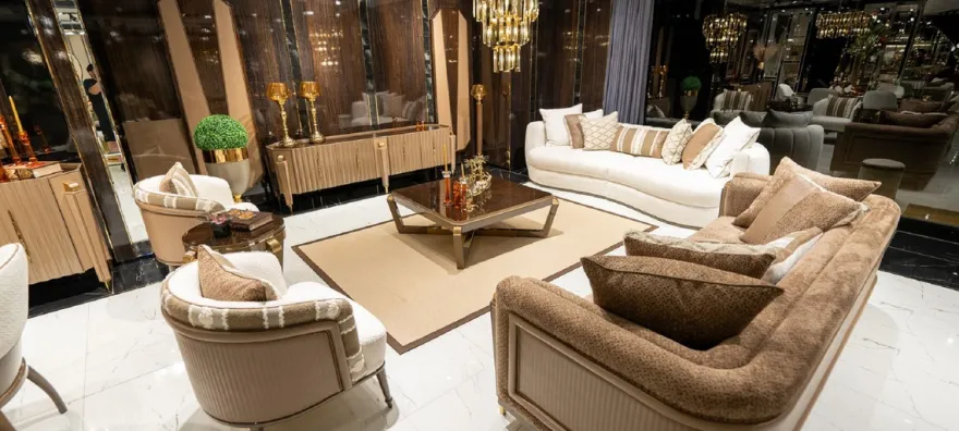 Casa Padrino Luxus Sessel Weiß / Grau / Braun - Wohnzimmer Sessel - Hotel Sessel - Wohnzimmer Möbel - Hotel Möbel - Luxus Möbel