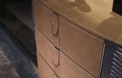 Casa Padrino Luxus Sideboard Hellbraun / Dunkelbraun / Grau / Gold 249 x 52,5 x H. 76 cm - Massivholz Schrank mit 3 Türen und 3 Schubladen - Luxus Möbel - Hotel Möbel - Luxus Einrichtung