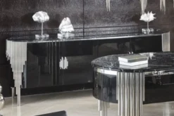 Casa Padrino Luxus Sideboard mit 4 Türen und Kunstmarmor Platte Schwarz / Silber 251,2 cm - Luxus Möbel