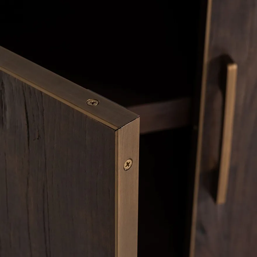 Casa Padrino Luxus Sideboard Braun / Messing 180 x 45 x H. 86 cm - Massivholz Schrank mit 4 Türen - Wohnzimmer Möbel - Wohnzimmer Einrichtung - Luxus Möbel - Luxus Einrichtung