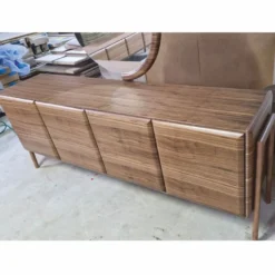 Casa Padrino Luxus Sideboard mit 4 Türen und Spiegel Braun 220 cm - Luxus Möbel