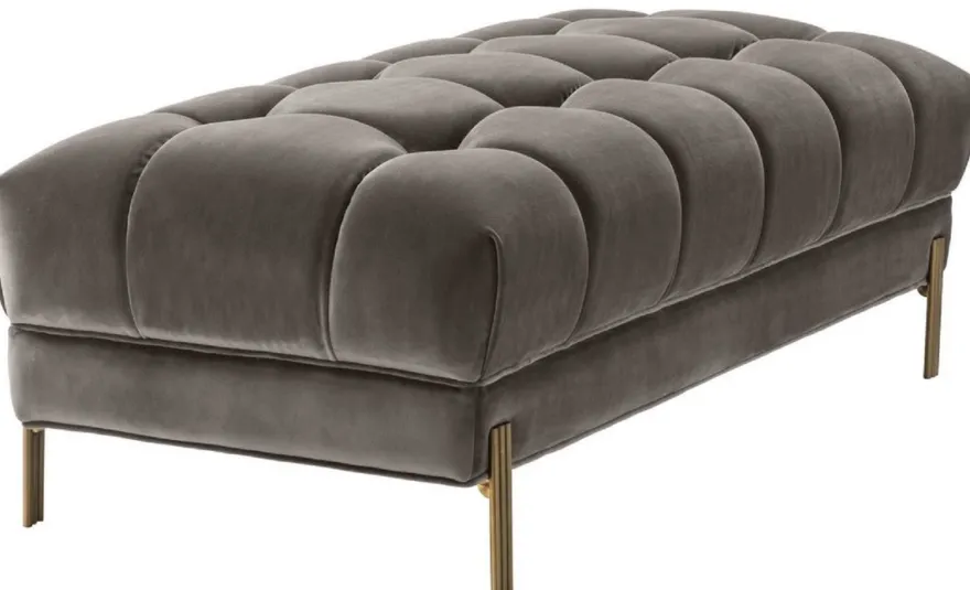 Casa Padrino Luxus Sitzbank Grau / Messingfarben 133 x 59 x H. 42 cm - Gepolsterte Samt Bank mit Edelstahl Beinen - Luxus Kollektion