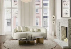 Casa Padrino Luxus Sofa Elfenbein 250 x 120 x H. 76 cm - Gebogenes Wohnzimmer Sofa - Hotel Sofa - Wohnzimmer Möbel - Hotel Möbel - Luxus Möbel - Luxus Einrichtung - Wohnzimmer Einrichtung