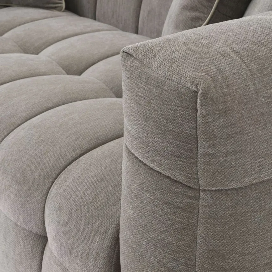 Casa Padrino Luxus Sofa Grau 230 x 100 x H. 75 cm - Wohnzimmer Sofa mit 4 Kissen - Wohnzimmer Möbel - Luxus Möbel - Wohnzimmer Einrichtung - Luxus Einrichtung - Luxus Qualität