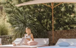 Casa Padrino Luxus Sonnenschirm mit Ständer Naturfarben 300 x 200 cm