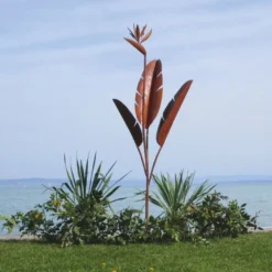 Casa Padrino Luxus Stahl Garten Deko Skulptur Pflanze Rost H. 205 cm