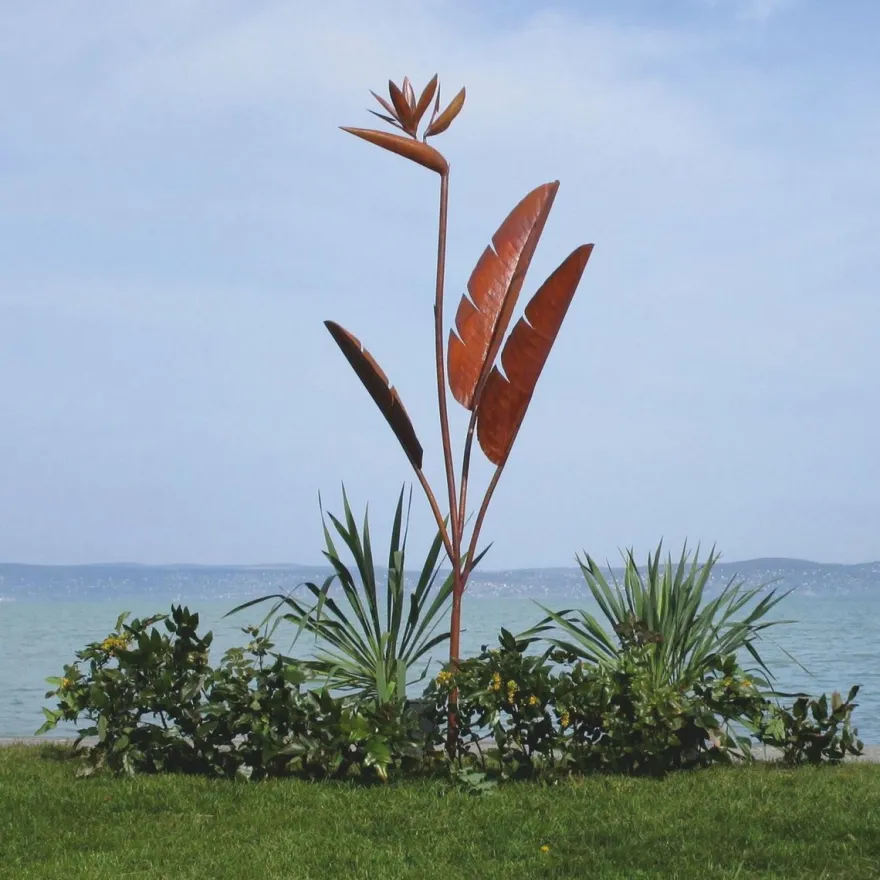 Casa Padrino Luxus Stahl Garten Deko Skulptur Pflanze Rost H. 205 cm