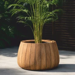 Casa Padrino Luxus Teakholz Blumentopf Naturfarben Ø 70 cm - Runder Pflanzentopf - Garten Deko Accessoires - Terrassen Deko