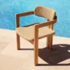 Casa Padrino Luxus Teakholz Esszimmer Stuhl mit Armlehnen Naturfarben 60 x 53 x H. 77 cm - Garten Stuhl - Terrassen Stuhl - Garten Möbel - Esszimmer Möbel - Luxus Teakholz Möbel