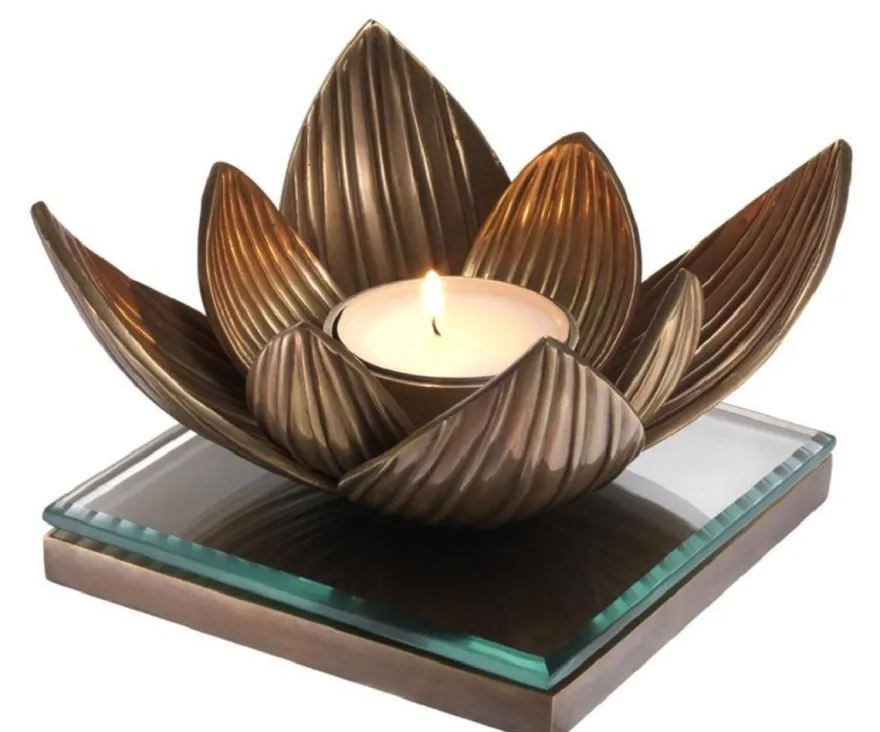 Casa Padrino Luxus Teelichthalter Lotusblume Vintage Messingfarben 16 x 16 x H. 10,5 cm - Deko Accessoires