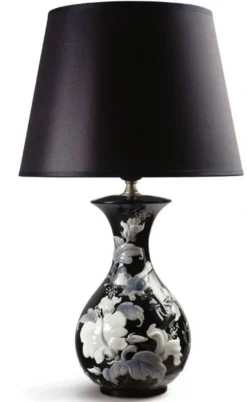 Casa Padrino Luxus Tischleuchte Spatzen & Blumen aus Porzellan Schwarz Ø 30 x H. 51 cm