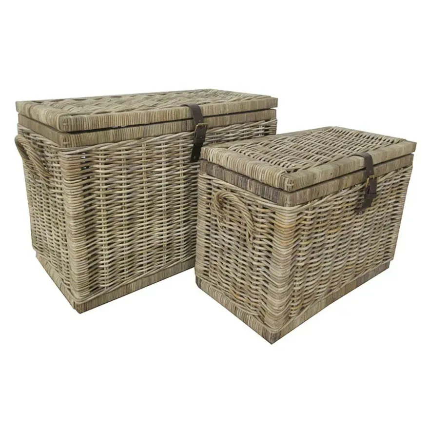 Casa Padrino Luxus Truhen Set Naturfarben / Grau - 2 Rattan Truhen mit Deckel und Lederriemen