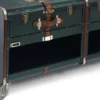 Casa Padrino Luxus TV Schrank in Koffer Optik Grün / Braun / Messing 201 x 48 x H. 65 cm - Massivholz Kofferschrank mit Rollen - Wohnzimmer Schrank - Luxus Möbel in Koffer Optik