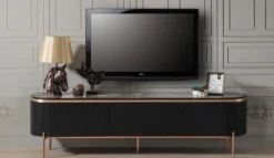 Casa Padrino Luxus TV Schrank Schwarz / Kupferfarben 208 x 48 x H. 57 cm - Fernsehschrank mit 4 Türen - Luxus Wohnzimmer Möbel