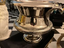 Casa Padrino Luxus Vase Cobra Schlangen Silber 59 x 47 x H. 45 cm - Prunkvolle Messing Blumenvase - Deko Vase - Deko Accessoires - Luxus Accessoires - Luxus Interior