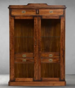 Casa Padrino Luxus Vintage Stil Vitrine Braun / Messing 120 x 37 x H. 171,5 cm - Massivholz Vitrinenschrank mit 2 Glastüren und 6 Schubladen - Massivholz Möbel - Vintage Stil Möbel - Luxus Möbel