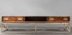 Casa Padrino Luxus Vintage Stil TV Schrank Braun / Messing 188 x 45,5 x H. 41,5 cm - Vintage Stil Sideboard mit 2 Schubladen - Vintage Stil Wohnzimmer Möbel - Luxus Wohnzimmer Möbel