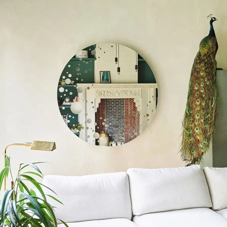 Casa Padrino Luxus Wandspiegel in Mond Optik Ø 125 cm - Runder Wohnzimmer Spiegel - Luxus Kollektion
