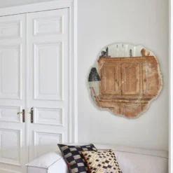 Casa Padrino Luxus Wandspiegel im Baumscheiben Design Weiß / Beige 101 x 2,5 x H. 98 cm - Wohnzimmer Spiegel - Schlafzimmer Spiegel - Garderoben Spiegel - Luxus Möbel - Luxus Interior