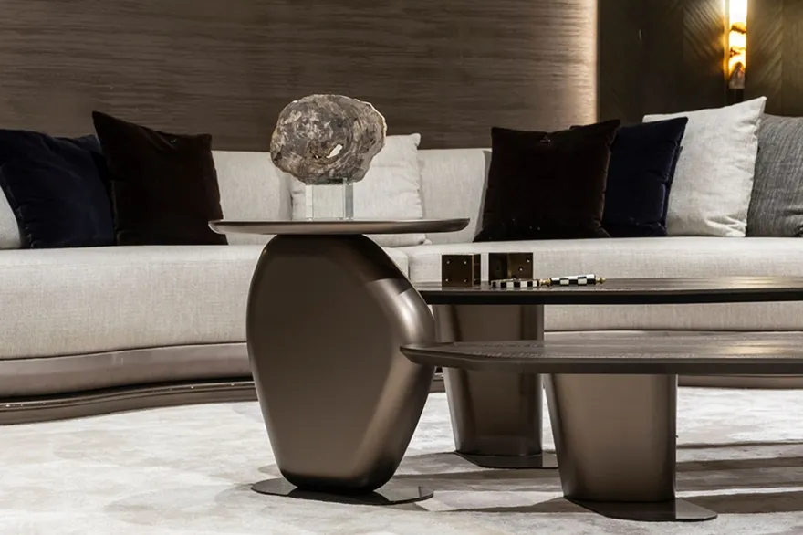 Casa Padrino Luxus Wohnzimmer Beistelltisch Bronze H. 55 cm - Hotel Tisch - Wohnzimmer Möbel - Hotel Möbel - Luxus Qualität