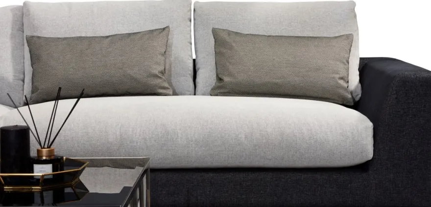 Casa Padrino Luxus Wohnzimmer Sofa mit dekorativen Kissen Hellgrau / Schwarz 337 x 100 x H. 57 cm - Luxus Wohnzimmer Möbel