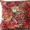 Casa Padrino Luxus Wohnzimmer Deko Kissen Kansas Leo Mehrfarbig 45 x 45 cm - Feinster Samtstoff - Luxus Kollektion