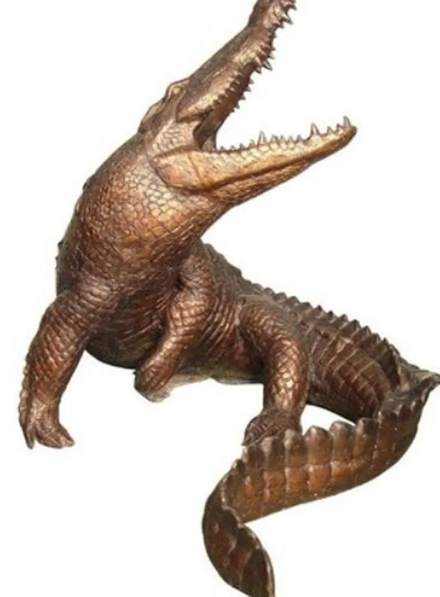 Casa Padrino Luxus XXL Bronze Deko Skulptur Krokodil 127 x 145 x H. 114 cm - Lebensgroße Bronze Figur - Bronze Tierfigur - XXL Garten Skulptur - Luxus Garten Deko
