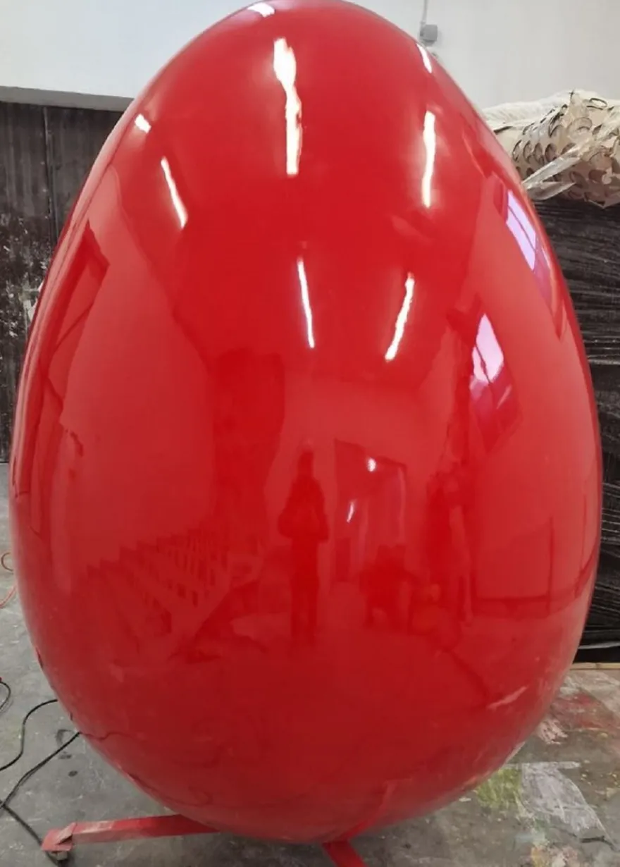 Casa Padrino Luxus XXL Deko Osterei mit Ständer Rot 160 cm