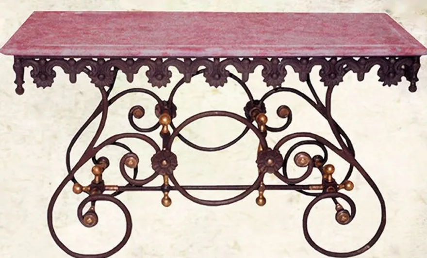 Casa Padrino Nostalgie Gartentisch aus Schmiedeeisen mit weißer Marmorplatte - 135 cm x 55 cm x H70 cm - Luxus Gartenmöbel