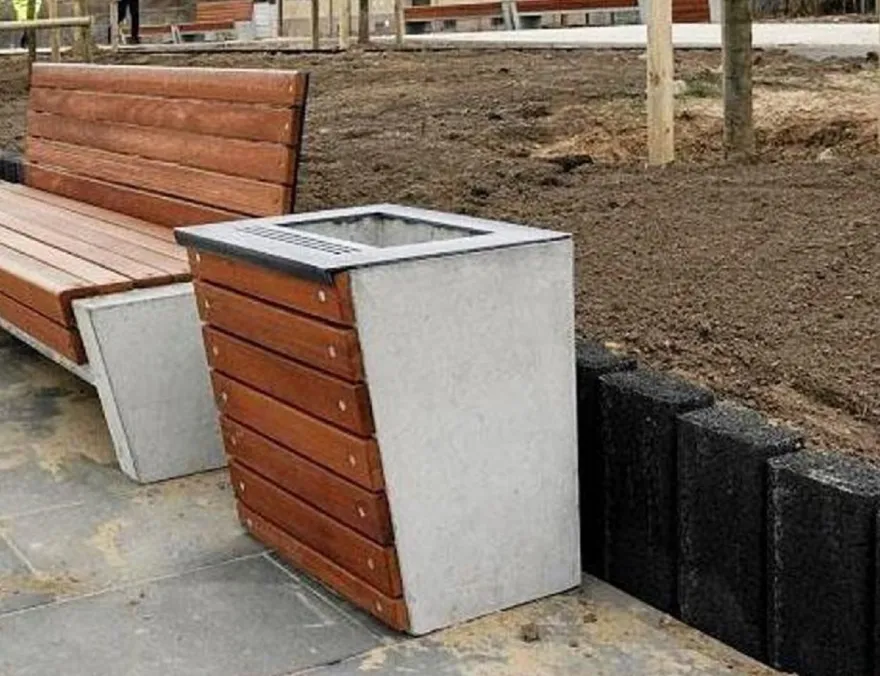 Casa Padrino Park Abfallbehälter Braun / Grau / Silber H. 60 cm - Stadt Abfalleimer - Beton Mülleimer