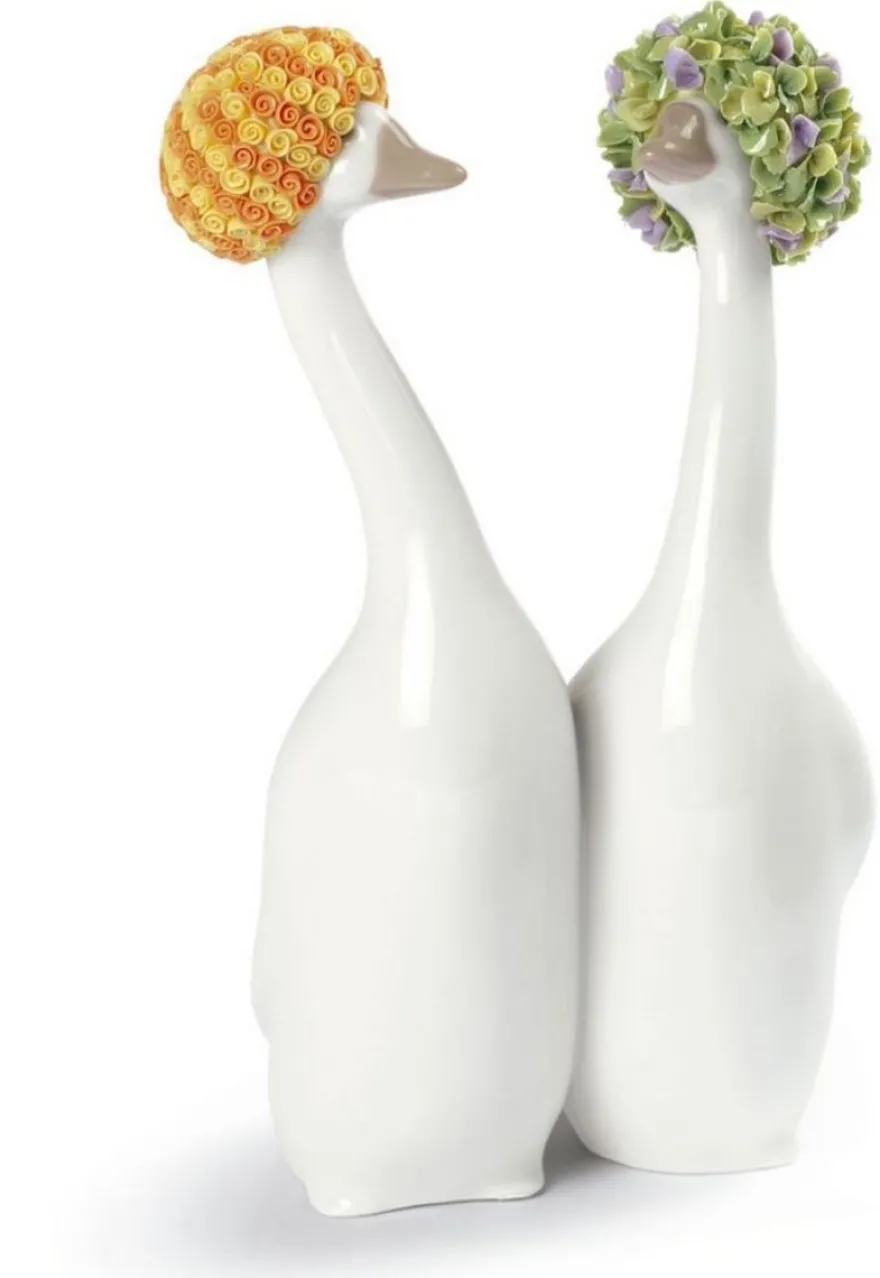 Casa Padrino Porzellan Gänse Skulptur Orange / Grün - Luxus Deko - 11 x H. 21 cm