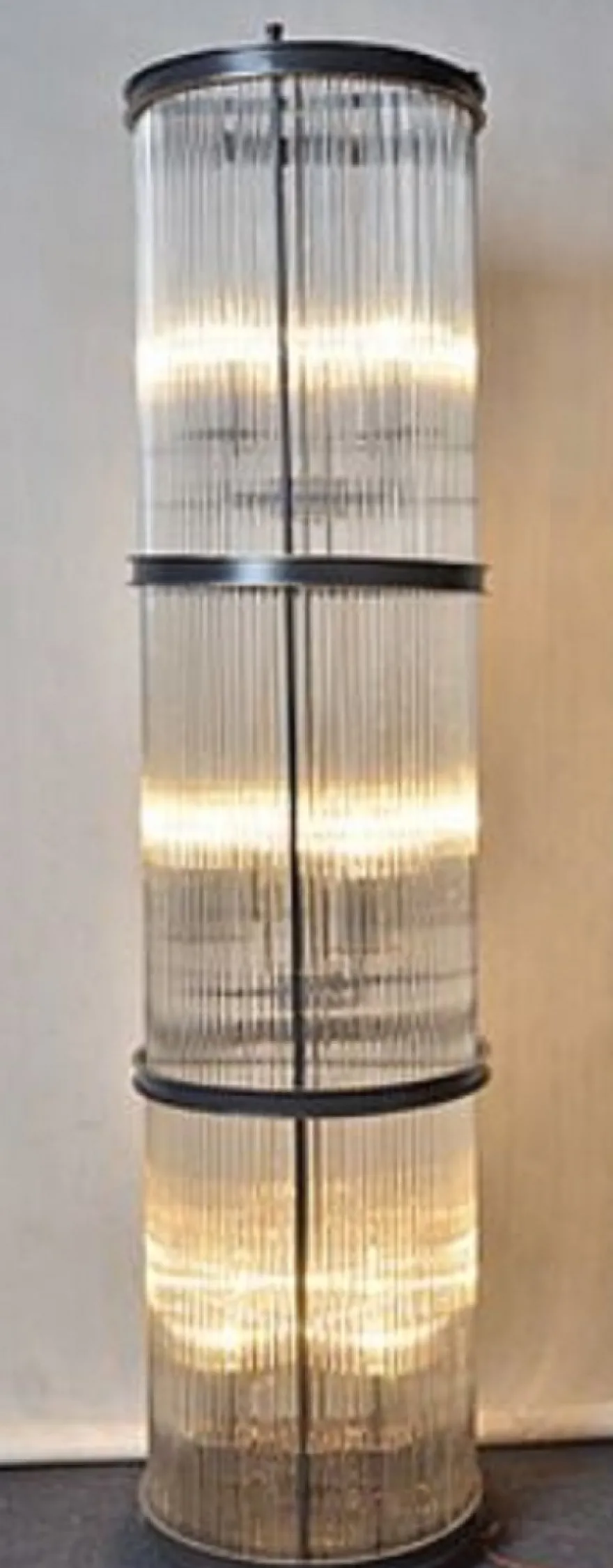 Casa Padrino Wohnzimmer Stehleuchte Schwarz Ø 32 x H. 140 cm - Runde Luxus Stehlampe