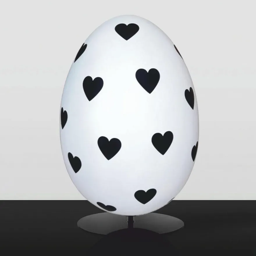 Casa Padrino XXL Deko Osterei mit Ständer Weiß / Schwarz H. 75 cm - Oster Dekoaration